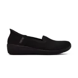 Zapato casual Skechers Slip-ins Arya Sweet Voice color negro, sin cordones, con empeine de punto técnico Stretch Fit, plantilla acolchada Skechers Air-Cooled Memory Foam y tecnología Heel Pillow.