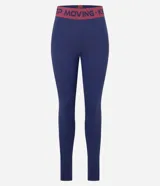 Calza deportiva azul con cintura elástica con texto 'Keep Moving'.