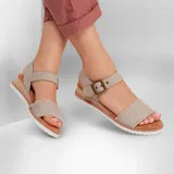 Sandalias Skechers Desert Kiss color beige con plataforma de yute y plantilla Memory Foam.