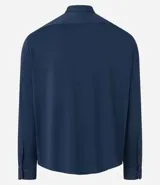 Camisa de vestir azul marino de manga larga, confeccionada en tejido piqué de poliamida y elastano con tecnología performance que garantiza elasticidad, secado rápido y resistencia a las arrugas.