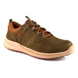 Zapatilla deportiva color marrón, con detalles en gris y diseño ligero, ideal para el uso diario.