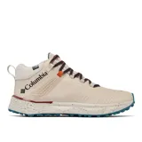 Bota de trekking Columbia Facet 75 Equinox color beige con detalles en negro y naranja. Confeccionada en malla duradera con capas sin costuras y soporte de TPU translúcido en la parte media del pie y clip en el talón para protección y estabilidad.