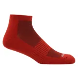Pack de tres pares de calcetines grises unisex, de corte bajo, con talón y puntera acolchados, zonas de malla para ventilación y material elástico suave al tacto.