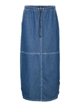 Falda midi de jean azul con cintura elástica y cordón ajustable.