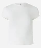 Blusa blanca de poliamida con cuello redondo y mangas cortas.