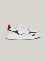 Zapatillas Tommy Hilfiger de running en ante color blanco, azul y rojo, con ribetes en zigzag y paneles color block.