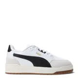 Championes Puma Shuffle Downtown de cuero sintético blanco con detalles en negro y suela de goma color caramelo.