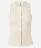 Musculosa negra de algodón con textura acanalada y botones frontales.