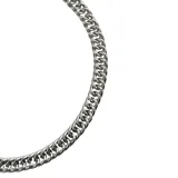Pulsera de acero plateado con eslabones tipo cuban link.