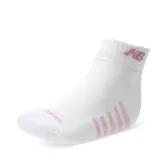 Medias de corte quarter en color blanco con detalles en rosa y violeta, diseñadas para comodidad y rendimiento.