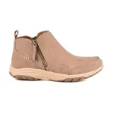 Botín casual Skechers Relaxed Fit Reggae Fest 2.0 color beige, con cierre lateral de cremallera y plantilla SKECHERS Memory Foam.