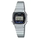 Reloj digital Casio LA670WA-1DF con caja plateada y correa de acero inoxidable.