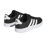 Championes Adidas Breaknet 2.0, color negro con detalles en blanco, inspirados en el tenis.