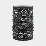 Cuello tubular multifuncional marca Buff, modelo Original New Cashmere, con estampado paisley en blanco sobre fondo negro.