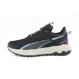 Zapatillas deportivas Puma Extend Lite Trail, color negro con detalles en celeste y rosa. Ideales para actividades al aire libre y caminatas en terrenos variados.