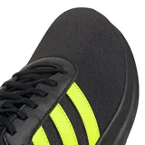 Championes Adidas Lite Racer 4.0 de hombre, color negro con detalles en amarillo neón. Confeccionados en malla transpirable, con tecnología Cloudfoam en la mediasuela y suela de goma resistente al desgaste.