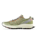 Championes de running para hombre, diseñados para off-road, con suela Vibram® Megagrip y tecnología Fresh Foam X para máxima amortiguación.