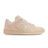 Championes urbanos Converse Weapon, color crema con detalles en blanco.