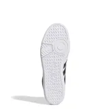 Championes de media caña Adidas Hoops 4.0 Mid, color blanco con detalles en negro, con las tres tiras características de la marca en los laterales.