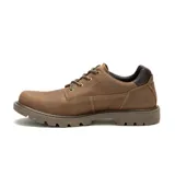Zapato acordonado Caterpillar Colorado Low 2.0 WP, color marrón, de cuero envejecido impermeable. Cuenta con forro de malla de nylon, plantilla de espuma acolchada, suela de goma duradera y tecnología CleanSport NXT para control de olores.