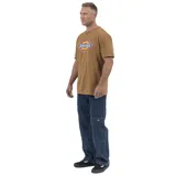 Remera de manga corta color marrón con logo Dickies tricolor estampado en el pecho.