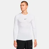 Remera deportiva blanca de manga larga, ajustada al cuerpo, con tecnología Dri-Fit y logo de Nike en el pecho.