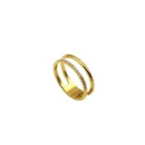 Anillo doble dorado con circonitas.