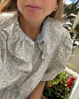 Aros colgantes de bronce y alpaca con pernos y cierres mariposa de plata 925.