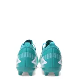 Championes de fútbol Umbro modelo Vibe HG para hombre, color negro con detalles gráficos en gris. Cuentan con capellada sintética resistente, cierre de cordones y suela con tapones diseñada para superficies de césped natural o artificial.
