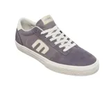 Zapatillas urbanas Etnies Calli Vulc, color negro con detalles en blanco.