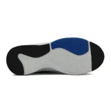 Championes Diadora Delta de running para mujer, color negro con detalles en azul y suela blanca.