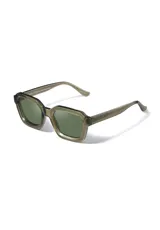 Lentes de sol Eco Shades modelo Romano con montura cuadrada azul traslúcido y lentes grises. Fabricados con acetato biodegradable y lentes de PMMA reciclado.