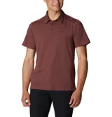 Polo de hombre Columbia Tech Trail, color blanco, de manga corta, con logo bordado en el pecho. Confeccionada en tejido hidroabsorbente Omni-Wick™ con elastano.
