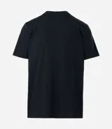 Remera negra de algodón con estampado frontal de tres perros tipo doberman con cadenas y cruces, y la palabra "FEARLESS" en la parte superior.