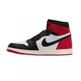 Zapatillas deportivas de caña alta Air Jordan 1 Retro Hi, con diseño en bloques de color blanco, negro y rojo.