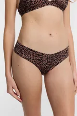 Colaless de microfibra con estampado animal print y fundillo de algodón.