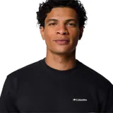 Buzo negro de cuello redondo, marca Columbia, modelo Meridian Creek Crew. Tiene logo de la marca bordado en el pecho.