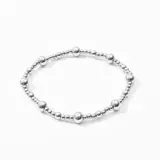 Pulsera de acero inoxidable con cuentas en forma de esfera.