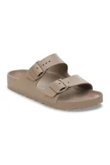 Sandalias Birkenstock Arizona Eva color gris topo, con dos correas ajustables con hebilla y plantilla anatómica.