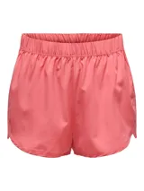 Shorts deportivos color coral, de corte holgado, cintura media y elástica.