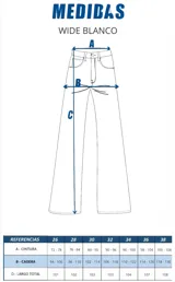 Pantalón de jean wide leg color blanco, tiro alto, con bolsillos delanteros y traseros.
