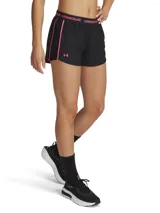 Short deportivo Under Armour Tech Play Up para mujer, color negro con cintura elástica con logo y detalles en rosa.