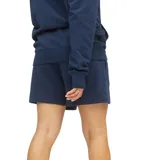 Short deportivo azul marino de felpa francesa, con corte cuadrado y logo de New Balance bordado en rojo en la pierna izquierda.
