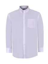 Camisa de hombre RKF, modelo WF PB, de manga larga con diseño a cuadros celestes y blancos. Tiene cuello abotonado, bolsillo en el pecho con logo bordado y tecnología wrinkle-free.