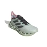 Championes de running Adidas 4DFWD 4 M, color verde claro con detalles en negro y rosa. Presentan entresuela 4D impresa en 3D y las tres tiras características de Adidas en los laterales.