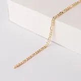 Pulsera dorada con eslabones tipo Cartier, fabricada en oro 9k.