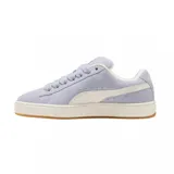 Championes Puma Suede XL, color azul con franja lateral blanca y detalles dorados.