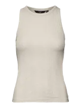 Musculosa de punto color beige, con cuello redondo y sisas amplias.