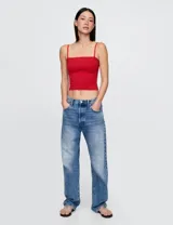 Musculosa de algodón color blanco con breteles finos.