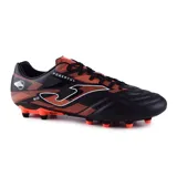 Championes de fútbol Joma Powerful 2401 FG para hombre, color negro con detalles en naranja. Diseñados para césped natural duro, fabricados en material sintético PVC resistente, con lengüeta liviana, cordones clásicos y talonera EXO COUNTER.